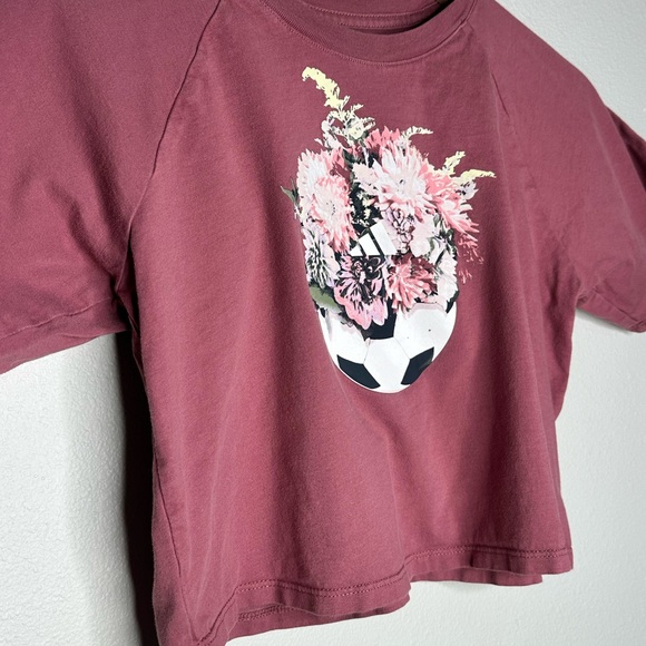 Adidas Crop Top - Picture 2 of 5